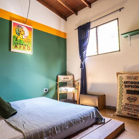 Oasis En El Corazon De Medellin, Laureles Apartment Bagian luar foto