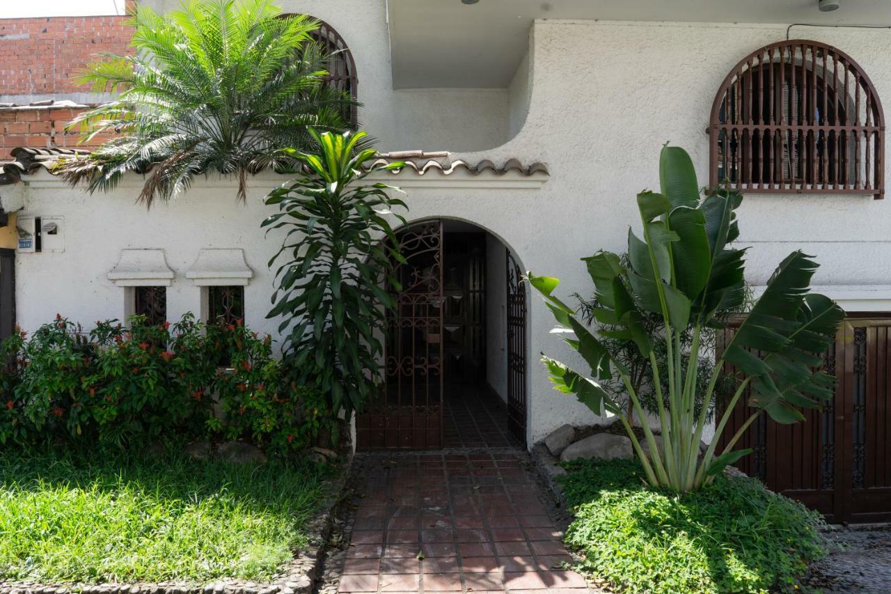 Oasis En El Corazon De Medellin, Laureles Apartment Bagian luar foto